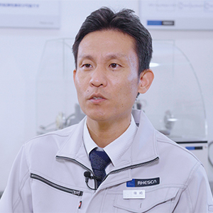 篠崎 健一氏