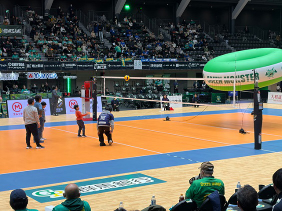 試合の様子の写真