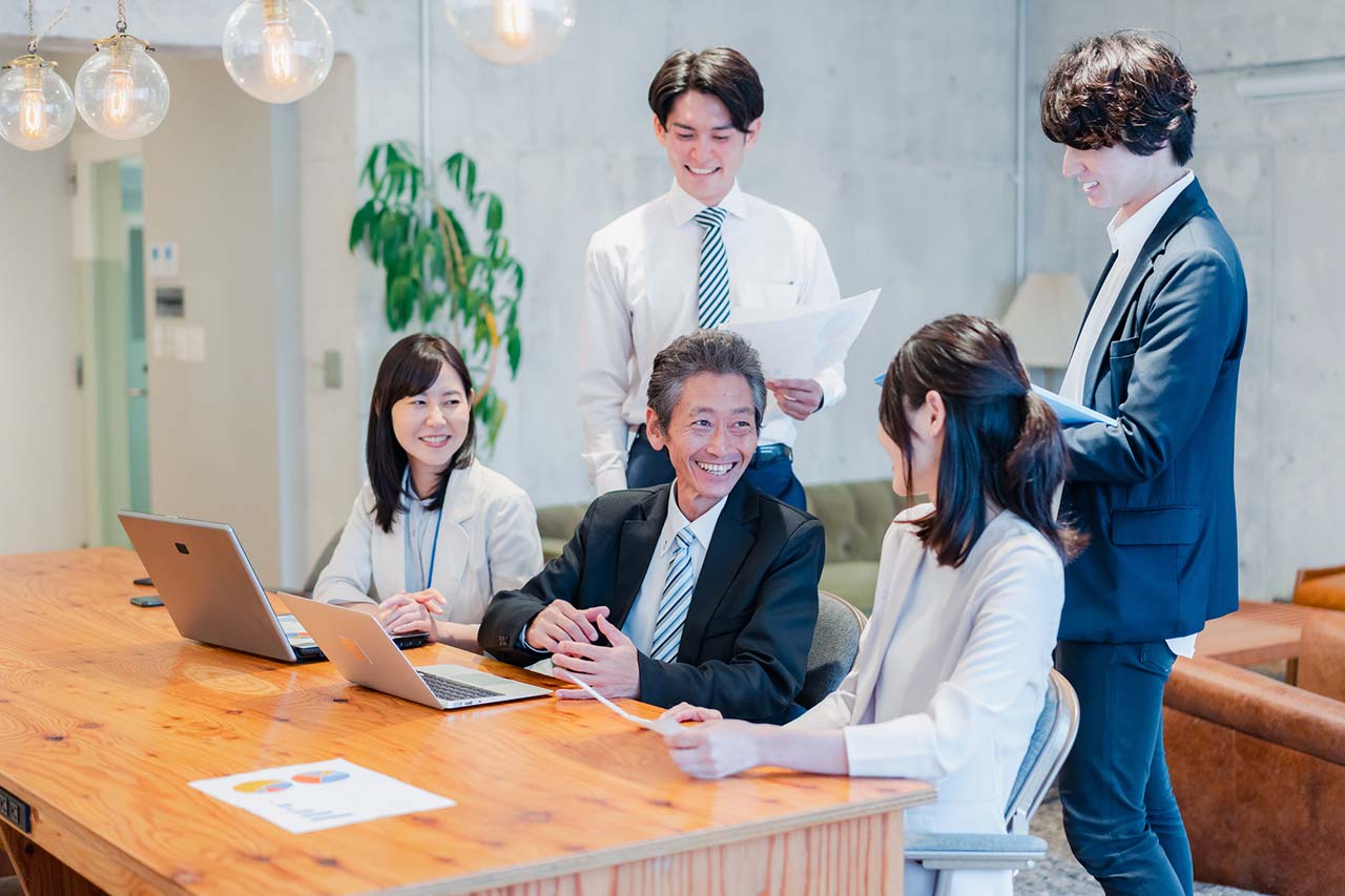 健康経営優良法人とは？認定メリットや注意点、認定までの手順を解説
