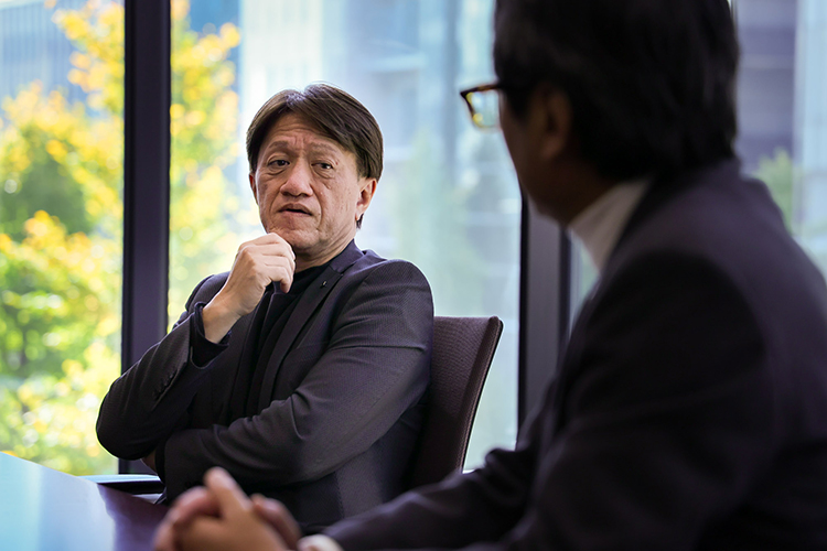 （左）藤原雄彦 常務理事（CINO、CDO 兼 イノベーション推進室長）（右）青木聡 部長（イノベーション推進室 IMS企画チーム）の写真