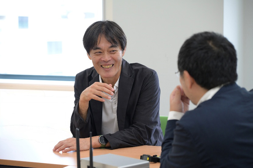 村瀬浩二氏