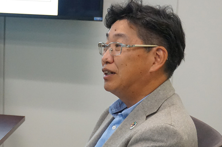 統合営業本部 営業企画部 緑川部長の写真