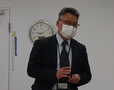 セブン銀行との共創WSについて語る井上さんの写真