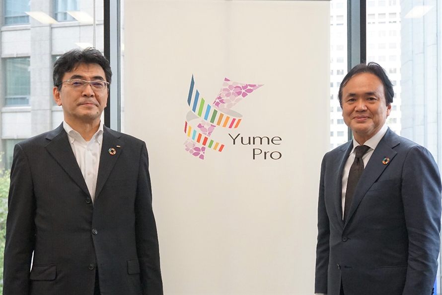 OKI片桐常務執行役員(左)とJIN松本常務理事(右)の写真
