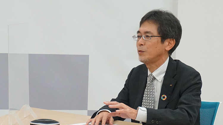 OKI冨澤上席執行役員の写真