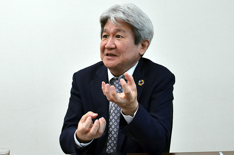 情報通信事業本部 社会インフラソリューション事業部 事業部長 加藤 幸男