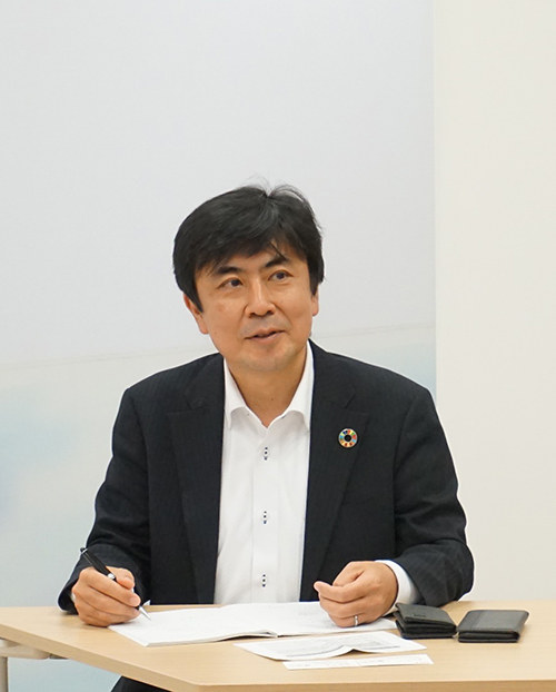 加藤室長の写真